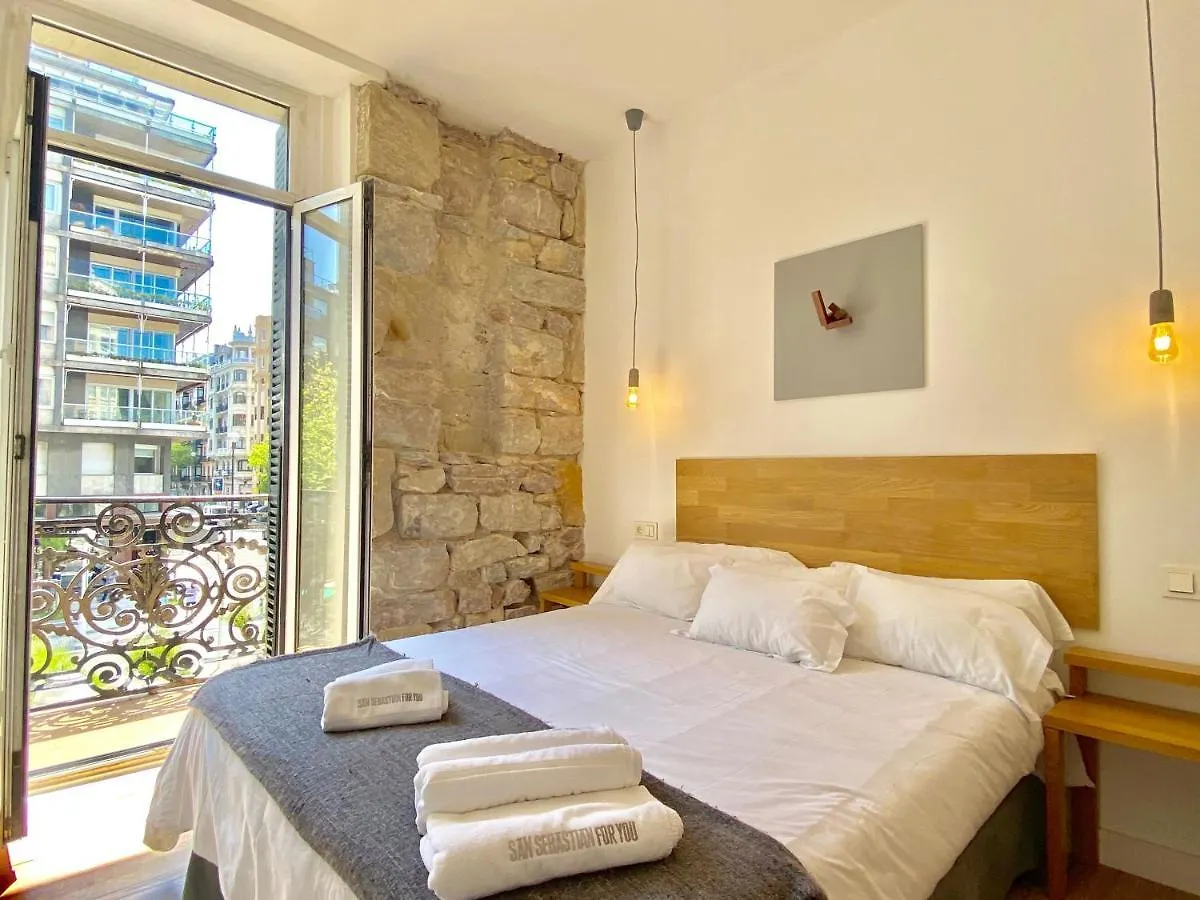 Mirandoalaconcha Rooms San Sebastian 2*,