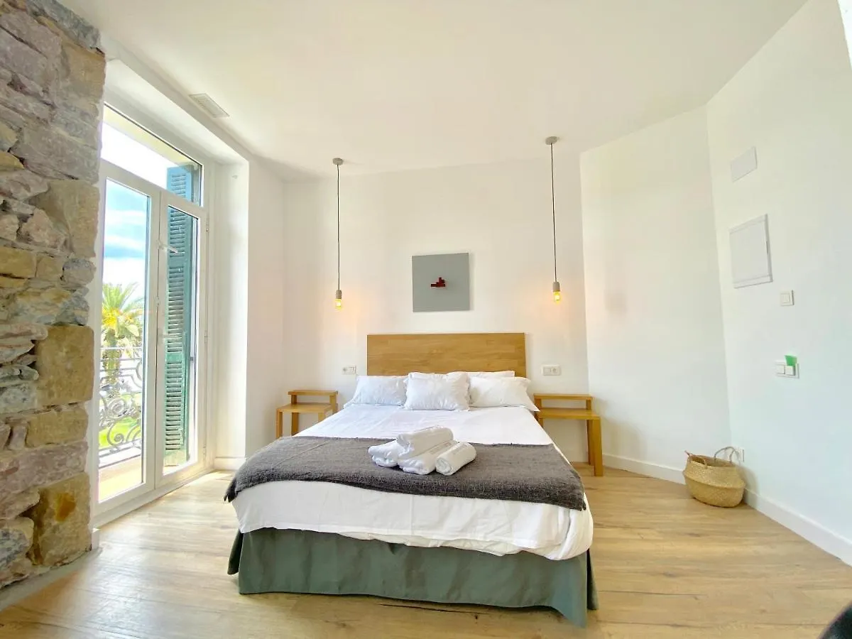 ゲストハウス Mirandoalaconcha Rooms サン・セバスティアン